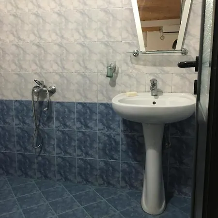 Romeo's 2 Penzion Piqeras