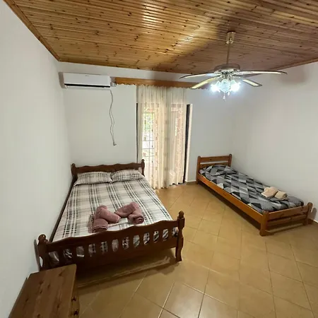 Romeo’s 2 Maison d'hôtes Piqeras