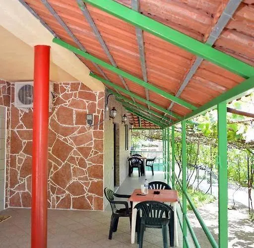 Pensión Romeo's 2 Piqeras