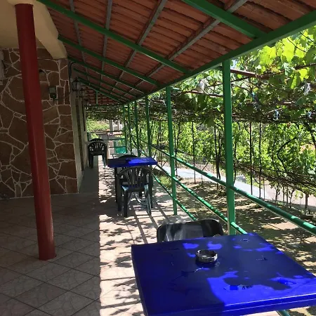 Guest house Romeo's 2 Piqeras